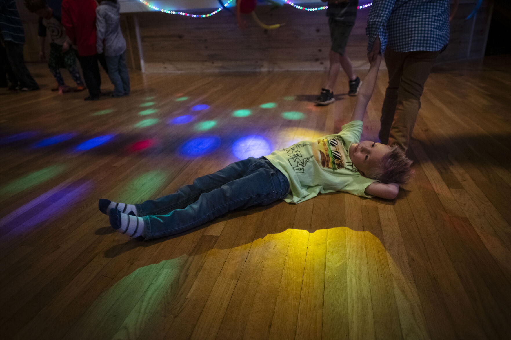 040222-news-dance party 05.jpg